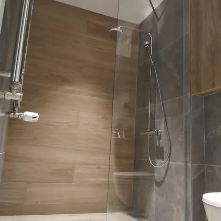 Bw Premium 5th Symphony Apartment *